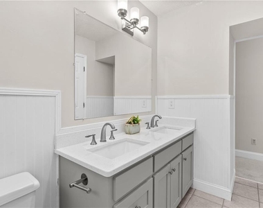 1428 Brookcliff Drive - Photo Thumbnail 28