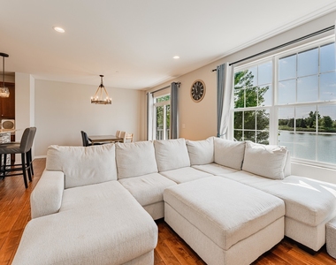 2832 Henley Lane - Photo Thumbnail 8