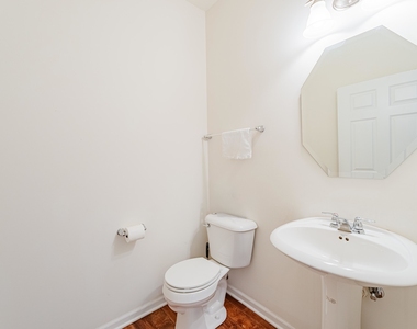 2832 Henley Lane - Photo Thumbnail 12