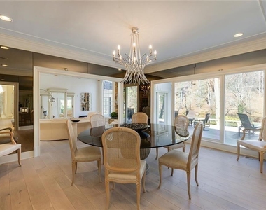 325 Riverhall Court - Photo Thumbnail 13