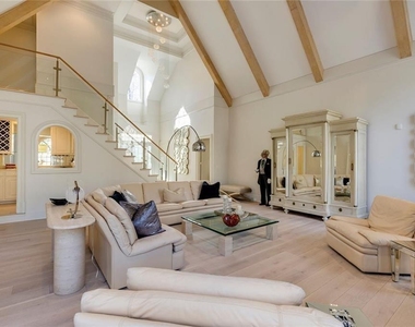 325 Riverhall Court - Photo Thumbnail 10