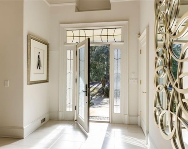 325 Riverhall Court - Photo Thumbnail 4