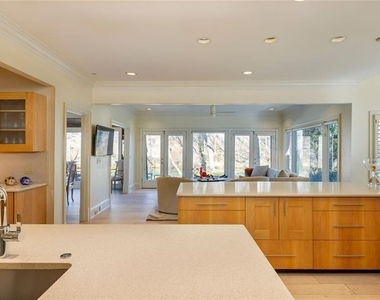 325 Riverhall Court - Photo Thumbnail 25