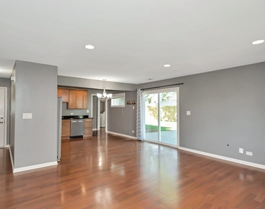 8600 169th Street - Photo Thumbnail 4