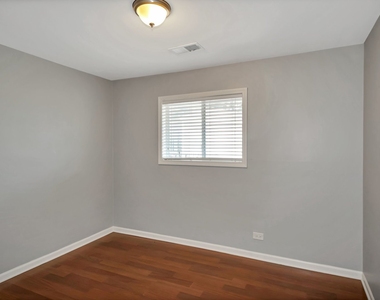 8600 169th Street - Photo Thumbnail 10