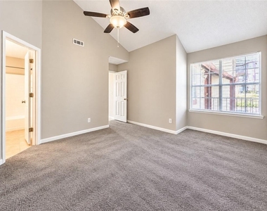 1107 Sandy Lane Drive - Photo Thumbnail 20