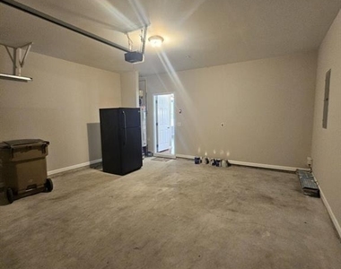 3352 Castleberry Village Circle - Photo Thumbnail 21