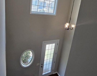 3352 Castleberry Village Circle - Photo Thumbnail 10