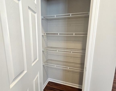 3352 Castleberry Village Circle - Photo Thumbnail 8