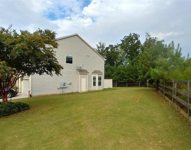3352 Castleberry Village Circle - Photo Thumbnail 24