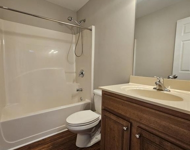 3352 Castleberry Village Circle - Photo Thumbnail 20