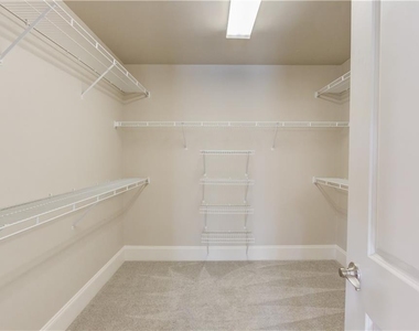 5885 Vista Brook Drive - Photo Thumbnail 18