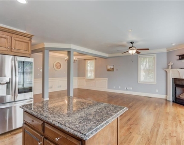 5885 Vista Brook Drive - Photo Thumbnail 6