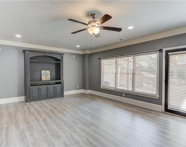 5885 Vista Brook Drive - Photo Thumbnail 26