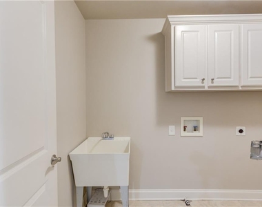 5885 Vista Brook Drive - Photo Thumbnail 24