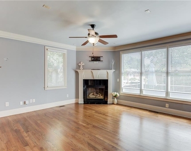 5885 Vista Brook Drive - Photo Thumbnail 11