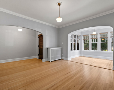 1335 W Thorndale Avenue - Photo Thumbnail 2