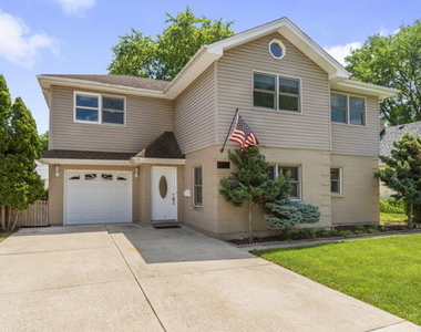 641 8th Avenue - Photo Thumbnail 1