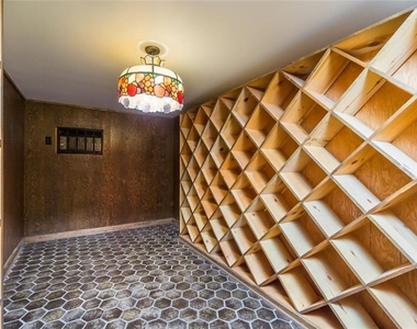 565 River Chase Point - Photo Thumbnail 18