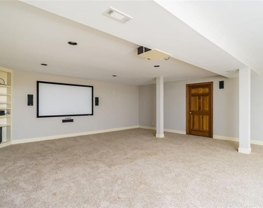 565 River Chase Point - Photo Thumbnail 20