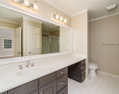 565 River Chase Point - Photo Thumbnail 15