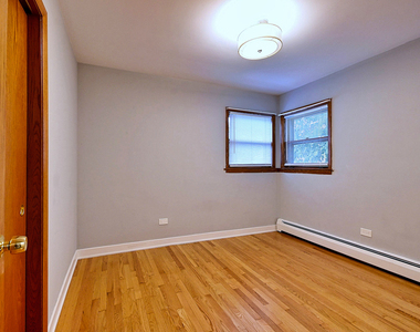 7610 W Belmont Avenue - Photo Thumbnail 7