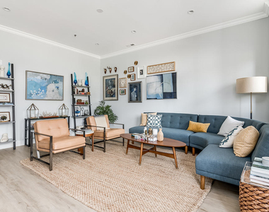 7652 Madison Street - Photo Thumbnail 3