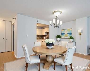 70 W Huron Street - Photo Thumbnail 9