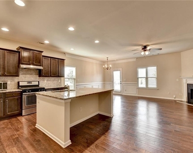 2520 Morgan Chase Drive - Photo Thumbnail 2