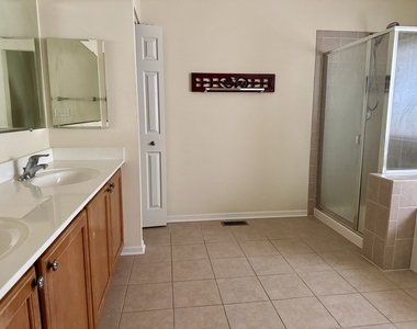 788 Bonaventure Drive - Photo Thumbnail 9
