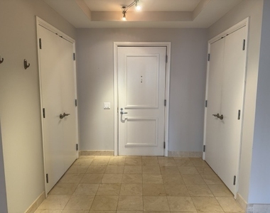 445 E North Water Street - Photo Thumbnail 1