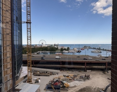 445 E North Water Street - Photo Thumbnail 16