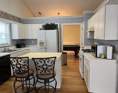 1590 Westfield Court - Photo Thumbnail 4