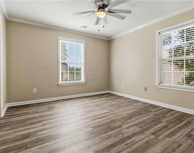 732 Garibaldi Street Sw - Photo Thumbnail 13
