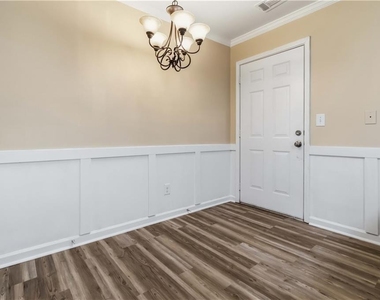 732 Garibaldi Street Sw - Photo Thumbnail 6