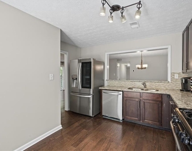 2901 Lenox Road Ne - Photo Thumbnail 14
