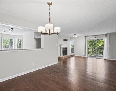 2901 Lenox Road Ne - Photo Thumbnail 16