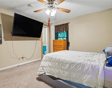 3574 Broxton Lane - Photo Thumbnail 19