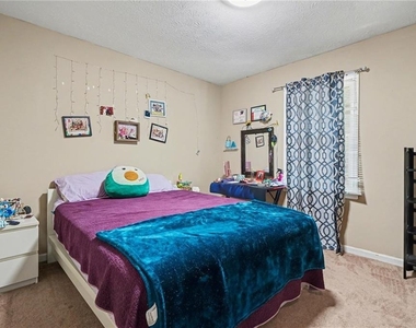 3574 Broxton Lane - Photo Thumbnail 16