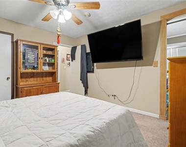 3574 Broxton Lane - Photo Thumbnail 20