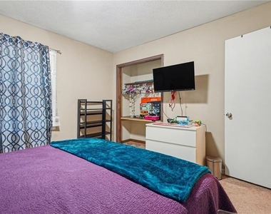 3574 Broxton Lane - Photo Thumbnail 17