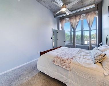 6 S Laflin Street - Photo Thumbnail 18