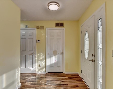 2691 Garland Way - Photo Thumbnail 4