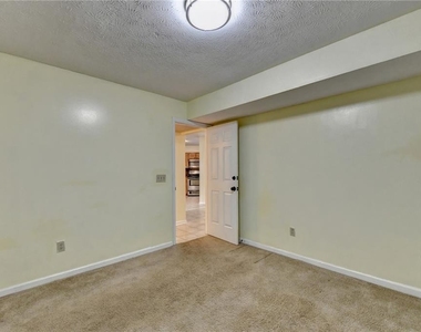 2691 Garland Way - Photo Thumbnail 33