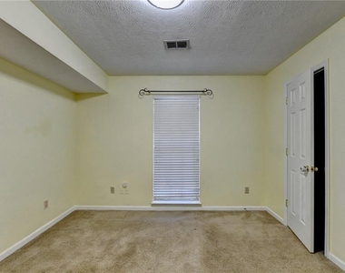2691 Garland Way - Photo Thumbnail 32