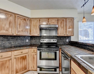 2691 Garland Way - Photo Thumbnail 17
