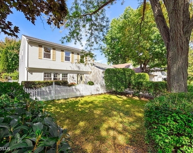 10 Mayflower Road - Photo Thumbnail 58