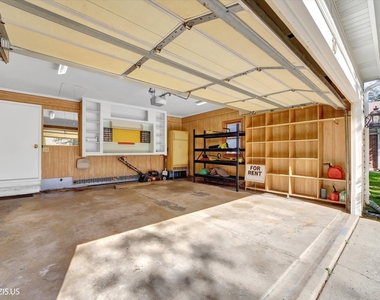 10 Mayflower Road - Photo Thumbnail 37