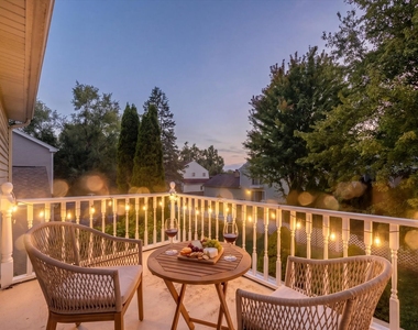 10 Mayflower Road - Photo Thumbnail 4