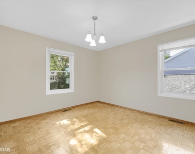 10 Mayflower Road - Photo Thumbnail 47